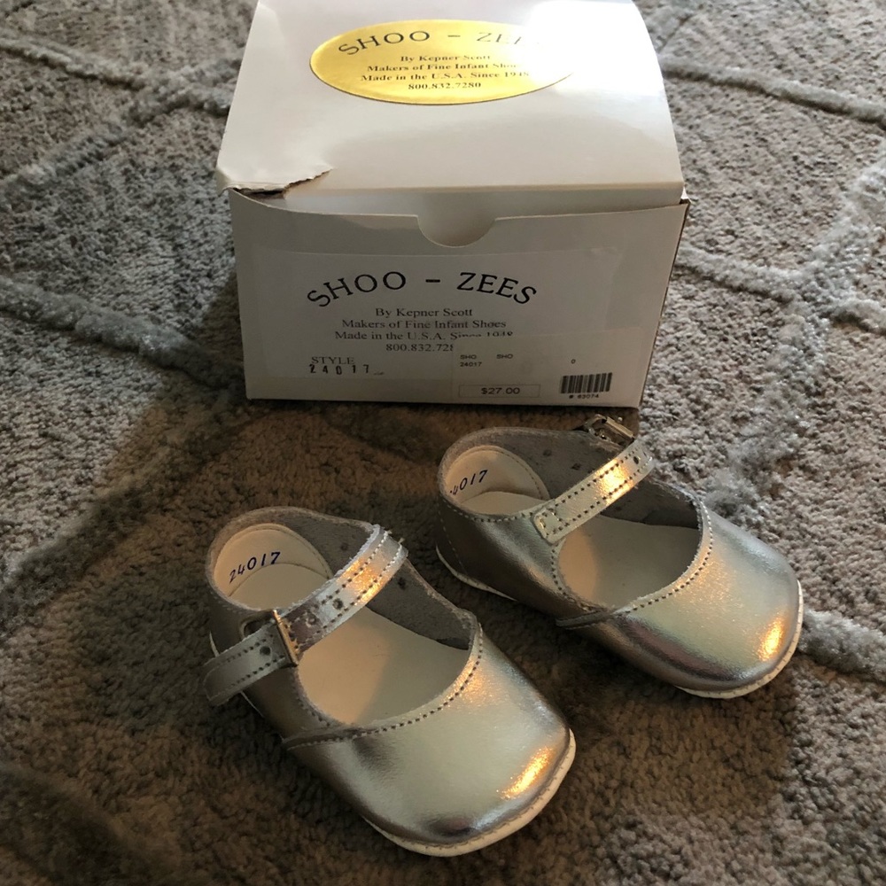 Shoo-Zees Silver Shoes